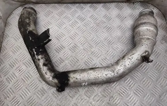 Volvo XC60 Intercooler hose/pipe 31319820