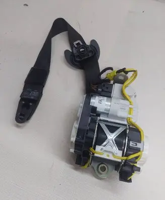 Audi A6 S6 C7 4G Front seatbelt 4G8857706E C020512 06278682