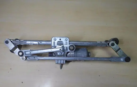 Seat Ibiza IV (6J,6P) Front wiper linkage 6R2955119A Z360