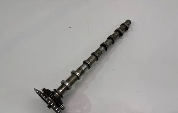 BMW 3 F30 F35 F31 Camshaft 8575437