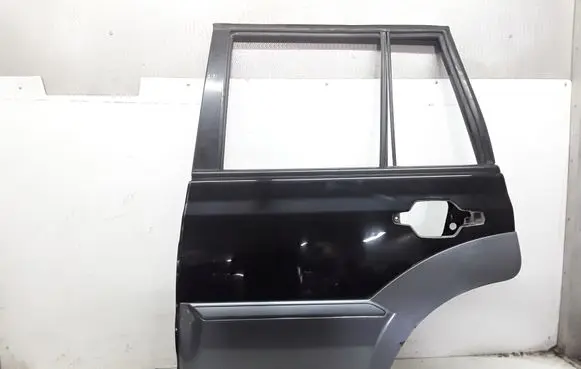 Hyundai Terracan Rear door