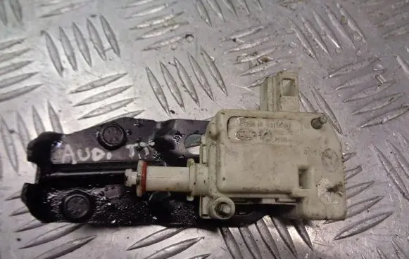 Audi TT Mk1 Fuel tank cap lock 
