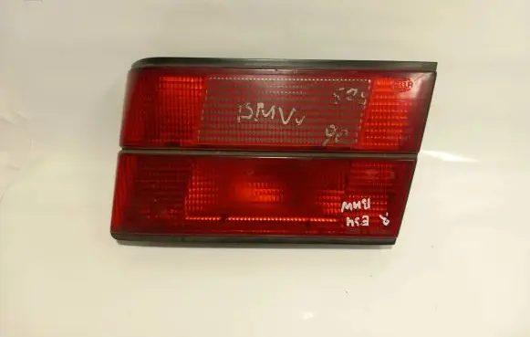BMW 5 E34 Tailgate rear/tail lights 1379398R