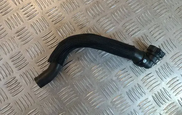 Nissan Qashqai Engine coolant pipe/hose 924004ED0A