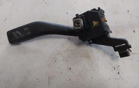 Volkswagen Caddy Indicator stalk 1K0953513E