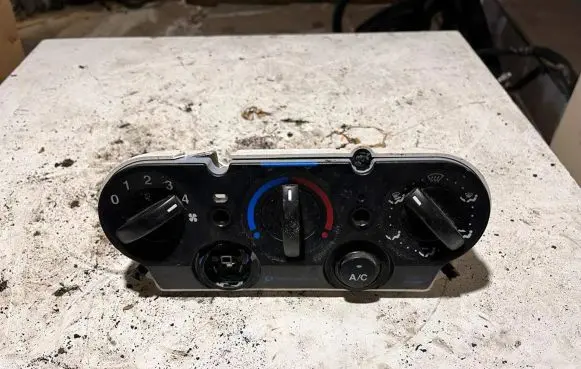 Ford Fiesta Climate control unit 2S6H19980BD