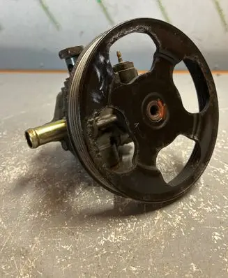 Mitsubishi Lancer Power steering pump 30X9A
