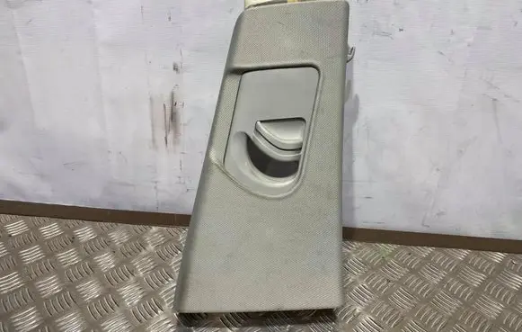 Audi A7 S7 4G (B) pillar trim (top) 4G8867294