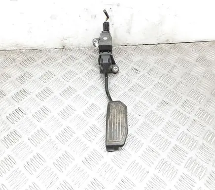 Toyota Avensis T270 Accelerator throttle pedal 7811002071 51419057840 09273014