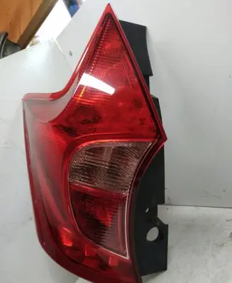 Nissan Note (E12) Rear/tail lights