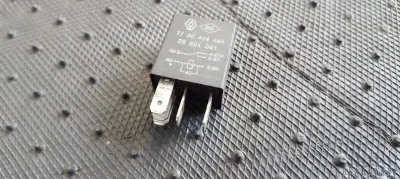 Renault Trafic II (X83) Other relay 7700414484 29201041