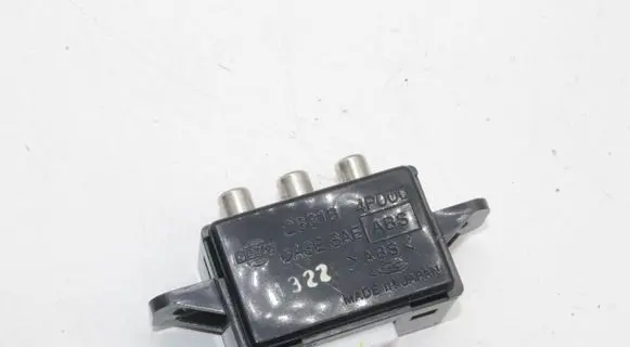 Nissan 370Z AUX in-socket connector 283184P000