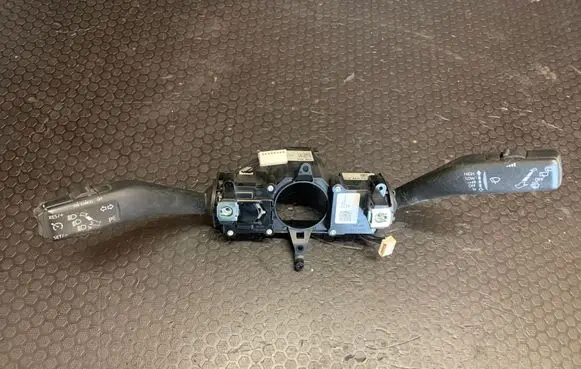 Skoda Yeti (5L) Wiper turn signal indicator stalk/switch 5K0953502M 5K0953521BN