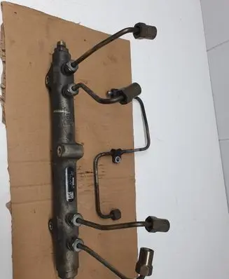 Chrysler Grand Voyager IV Fuel main line pipe 0445214041