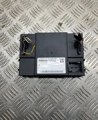 Nissan Navara D40 Comfort/convenience module 284B24X00D 5WK49850 24AI000103