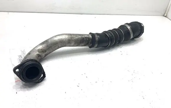 BMW 5 E60 E61 Intercooler hose/pipe 7790089