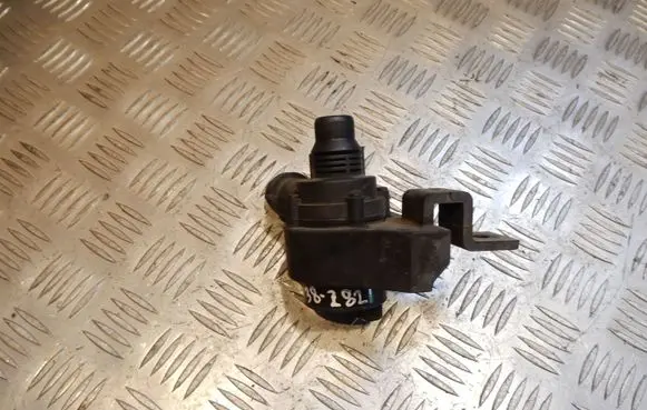 BMW 5 E60 E61 Electric auxiliary coolant/water pump 6917700 28282