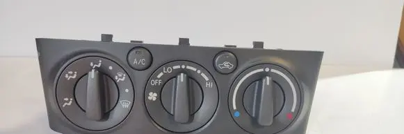 Toyota Avensis T250 Climate control unit 5590005240 MB1465704463 0387