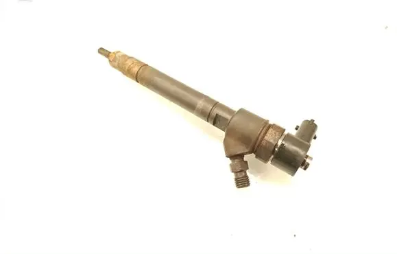 Fuel injector