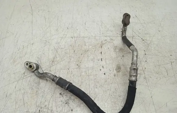 Audi A5 8T 8F Air conditioning (A/C) pipe/hose 8K02607