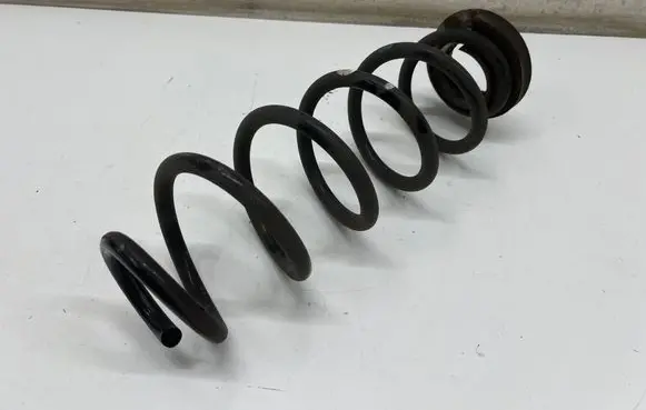 Nissan X-Trail T33 Rear coil spring