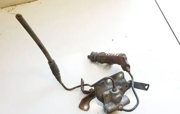 Toyota Corolla E120 E130 Clutch master cylinder
