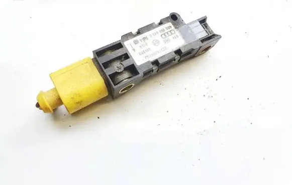 Audi A6 S6 C5 4B Airbag deployment crash/impact sensor 4b0959643c 0231a004c5j