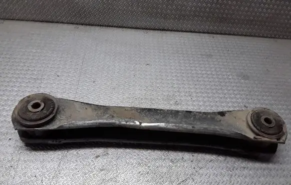 Jeep Cherokee Rear control arm