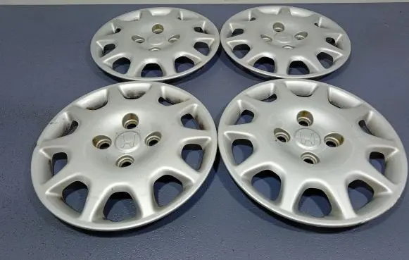 Honda Accord R17 wheel hub/cap/trim 44733-S1A-E000