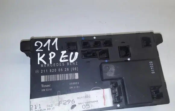 Mercedes-Benz E W211 Door control unit/module 2118200526