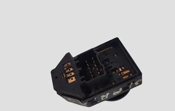 KIA Sportage Wing mirror switch