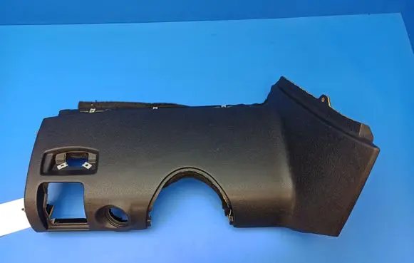 Dashboard lower bottom trim panel
