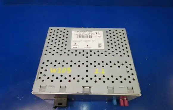 Mercedes-Benz C W205 HiFi Audio sound control unit A2229001408