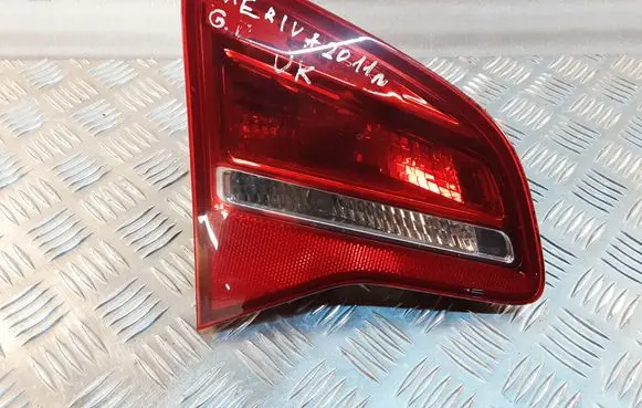 Opel Meriva B Tailgate rear/tail lights 13260838