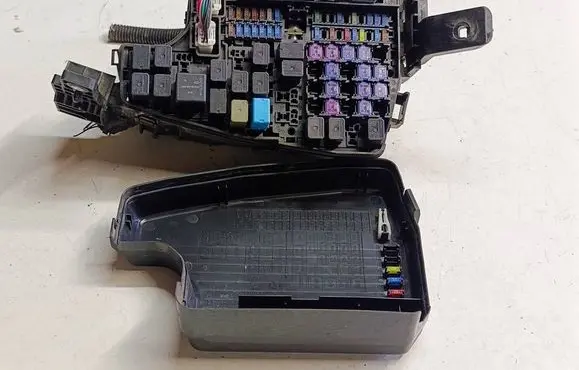 Mazda CX-5 Central body control module G46C675X0AU4 G46C675X0A KD4566760K7005