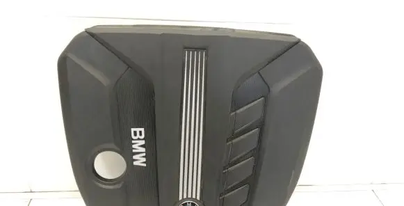 BMW 5 F10 F11 Engine cover (trim) 7802847