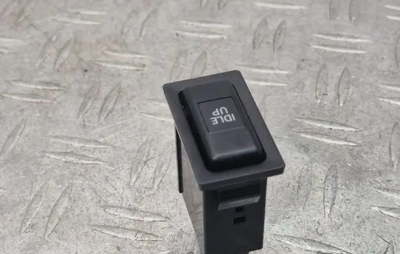 Toyota RAV 4 (XA20) Other switches/knobs/shifts 156480