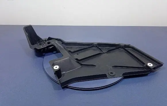 Toyota Camry Front underbody cover/under tray 58398-33070