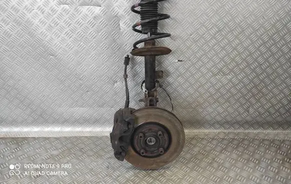 Front wheel hub spindle knuckle