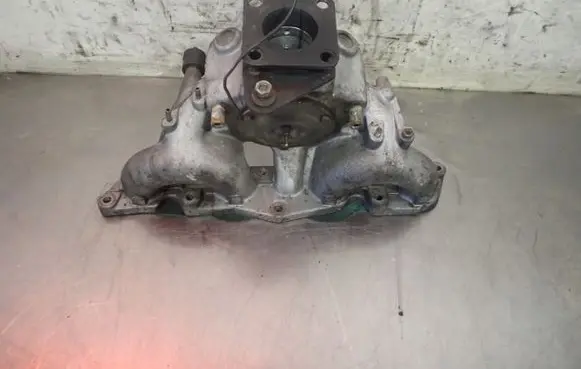Mercedes-Benz E W124 Intake manifold 1021411601