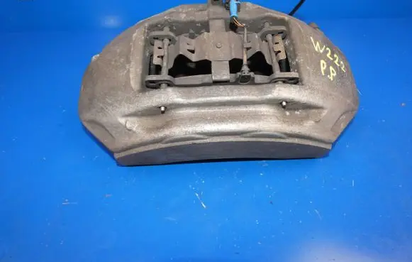 Mercedes-Benz S W222 Front brake caliper 2084001000