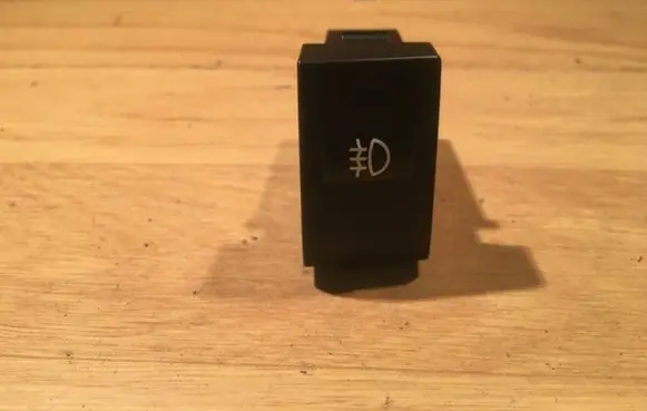 Fog light switch