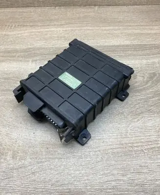Audi 80 90 S2 B4 Engine control unit/module ECU 811906264A 0280800140
