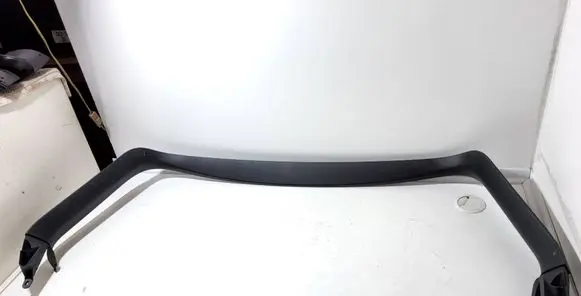 Audi A4 S4 B7 8E 8H Tailgate trim 8E9867973A