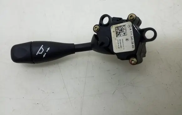 Mercedes-Benz E W211 Steering wheel adjustment switch A1715402945