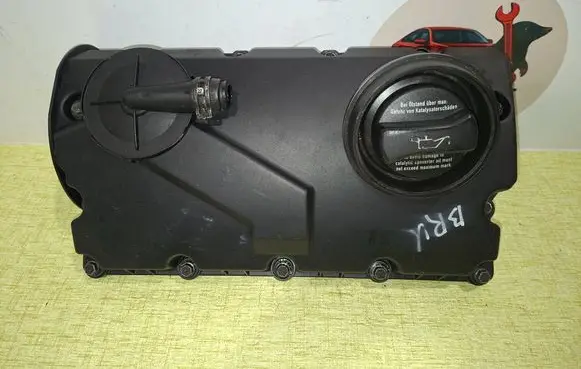 Volkswagen Golf Plus Rocker cam cover 038103469Q 038103475