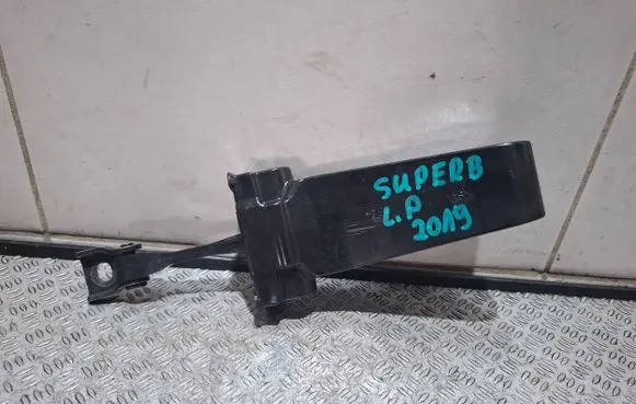 Skoda Superb B8 (3V) Front door check strap stopper 3V0837267