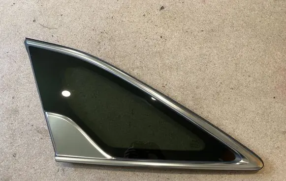 KIA Sorento IV Rear side window 87810P2300