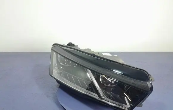 Skoda Octavia 985 Headlight/headlamp 5E4941016B