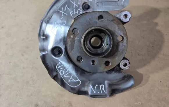 BMW X1 F48 F49 Front wheel hub spindle knuckle 6876646